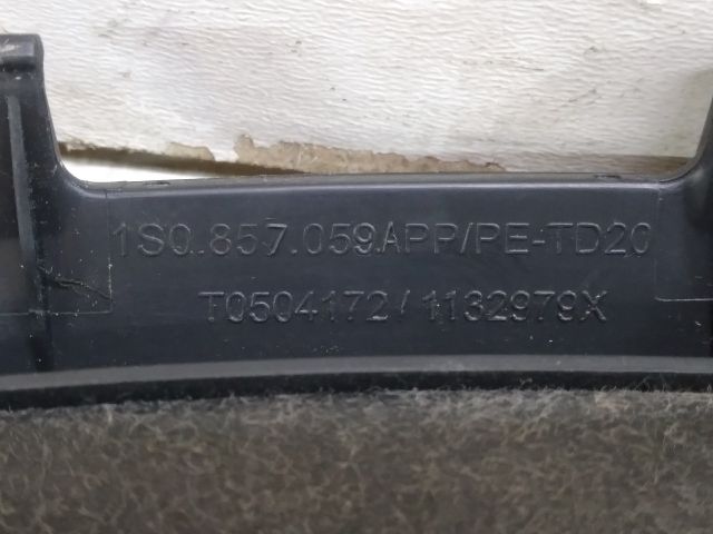 bontott VW UP Felső Kormányoszlop Burkolat