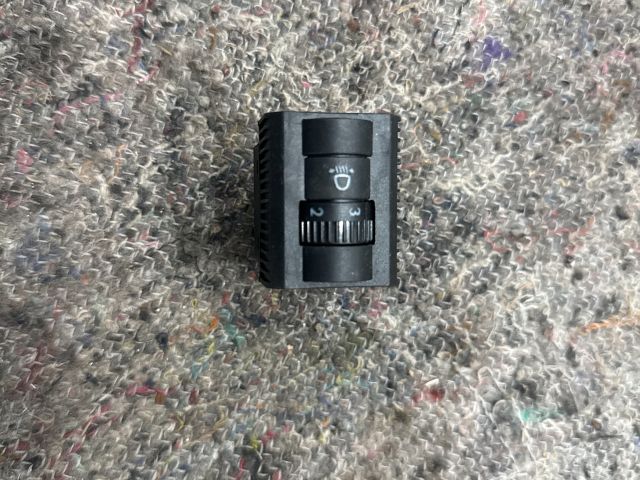 bontott VW UP Fényszórómagasság Állító Kapcsoló