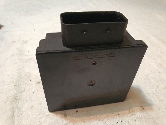 bontott VW UP Feszültségszabályzó