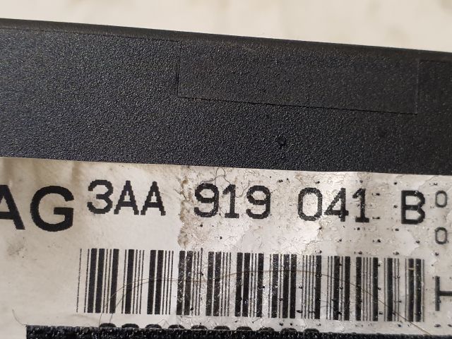 bontott VW UP Feszültségszabályzó