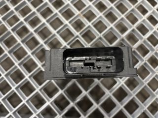 bontott VW UP Feszültségszabályzó