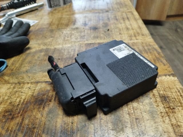 bontott VW UP Feszültségszabályzó