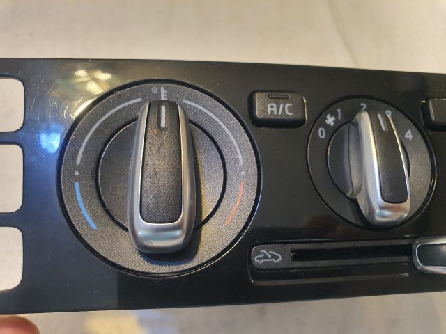 bontott VW UP Fűtéskapcsoló (manuális klímás)