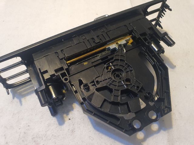 bontott VW UP Fűtéskapcsoló (manuális klímás)