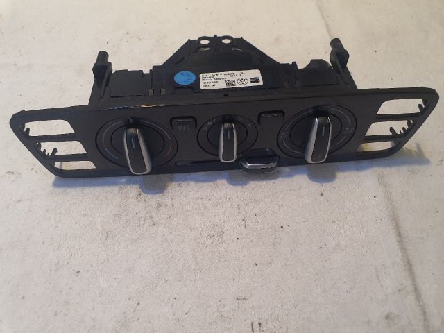 bontott VW UP Fűtéskapcsoló (manuális klímás)