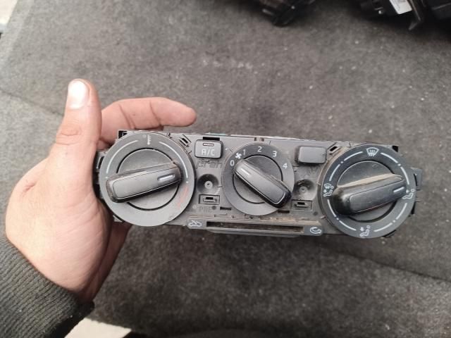 bontott VW UP Fűtéskapcsoló