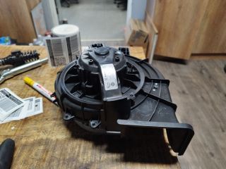 bontott VW UP Fűtőmotor (Klímás)
