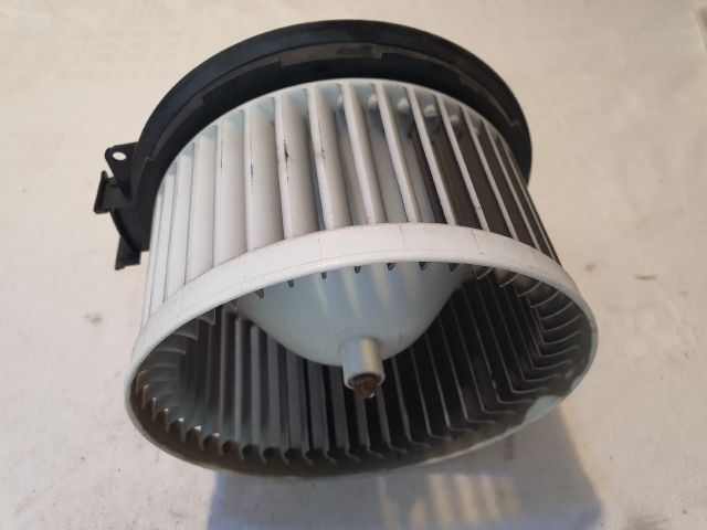 bontott VW UP Fűtőmotor (Klímás)