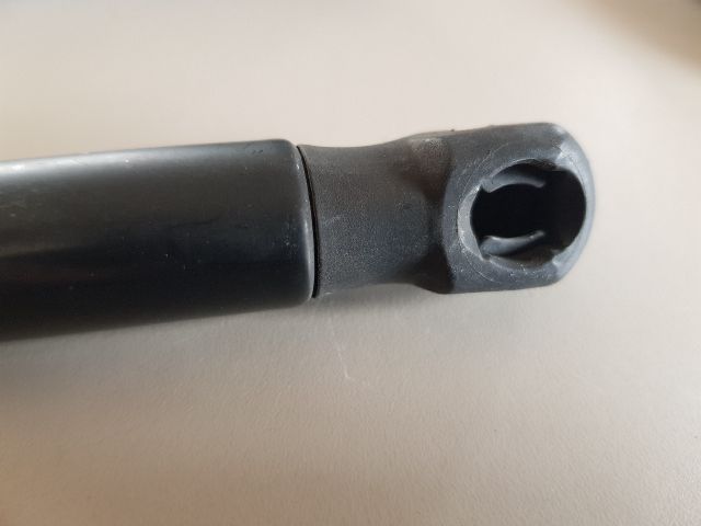 bontott VW UP Gázrugós Kitámasztó Teleszkóp Pár Csomagtérajtó