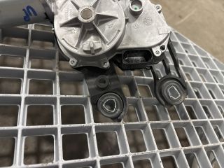 bontott VW UP Hátsó Ablaktörlő Motor
