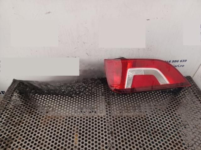 bontott VW UP Hátsó Lámpa Szett