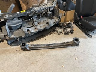 bontott VW UP Hátsó Lökhárító Merevítő (Fém)