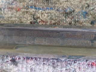 bontott VW UP Hűtőrács