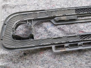 bontott VW UP Hűtőrács