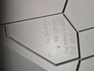 bontott VW UP Jobb C Oszlop Burkolat