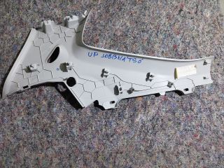 bontott VW UP Jobb C Oszlop Burkolat