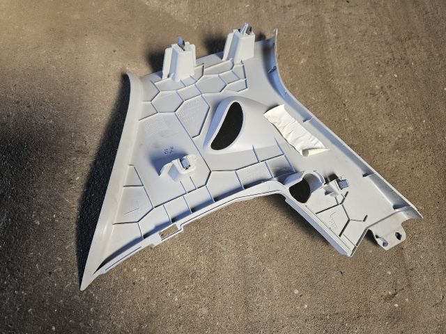 bontott VW UP Jobb C Oszlop Burkolat