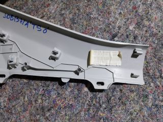 bontott VW UP Jobb C Oszlop Burkolat