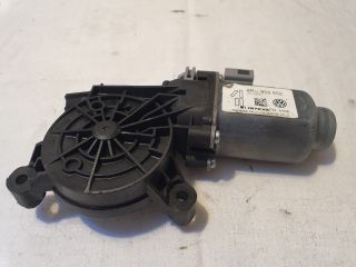 bontott VW UP Jobb első Ablakemelő Motor