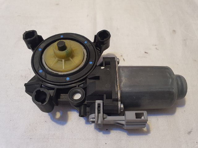 bontott VW UP Jobb első Ablakemelő Motor