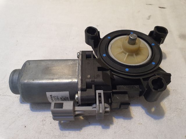 bontott VW UP Jobb első Ablakemelő Motor