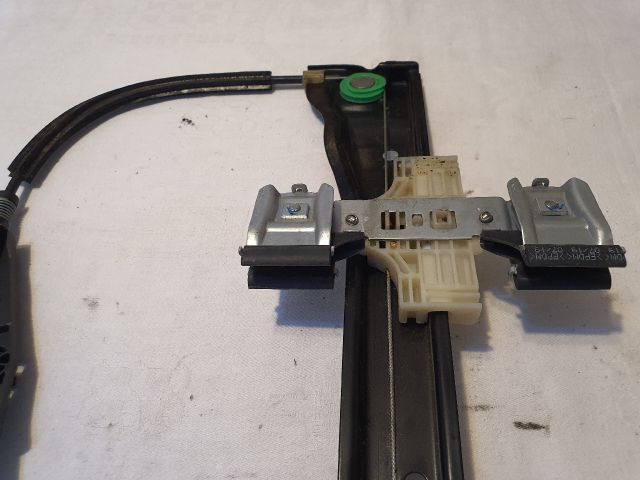 bontott VW UP Jobb első Ablakemelő Szerkezet (Elektromos)