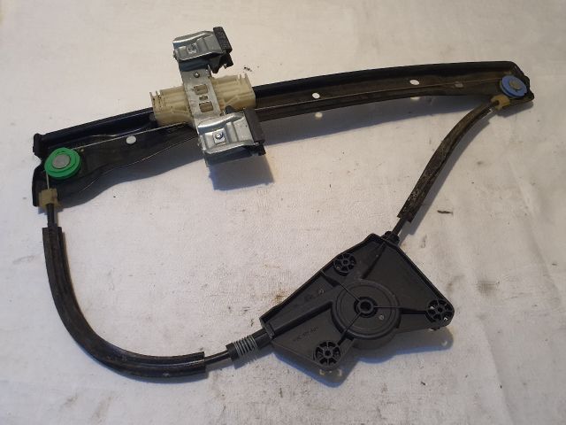 bontott VW UP Jobb első Ablakemelő Szerkezet (Elektromos)