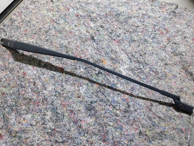 bontott VW UP Jobb első Ablaktörlő Kar