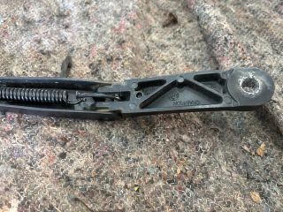 bontott VW UP Jobb első Ablaktörlő Kar