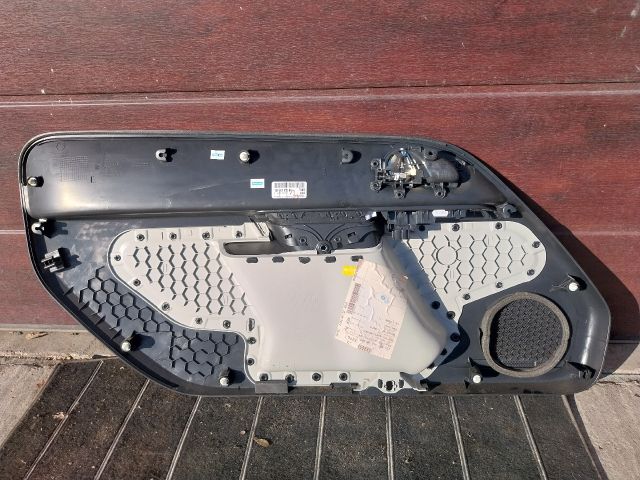 bontott VW UP Jobb első Ajtó Kárpit