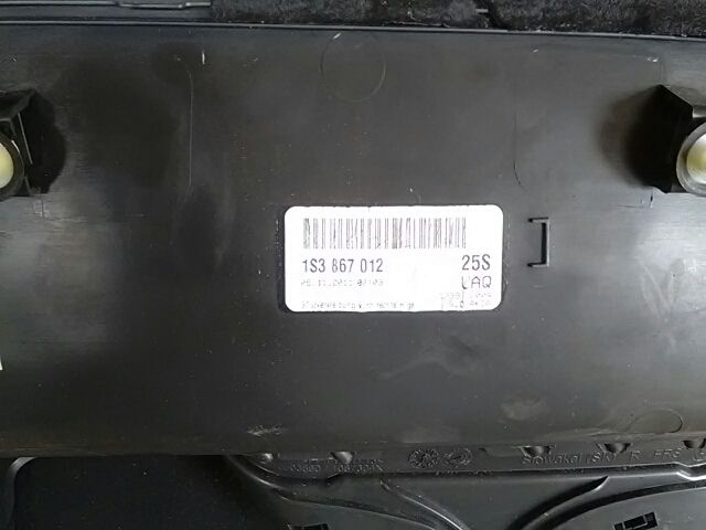 bontott VW UP Jobb első Ajtó Kárpit