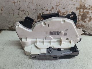 bontott VW UP Jobb első Ajtózár