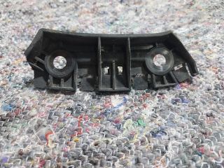 bontott VW UP Jobb első Oldal Lökhárító Tartó (Műanyag)