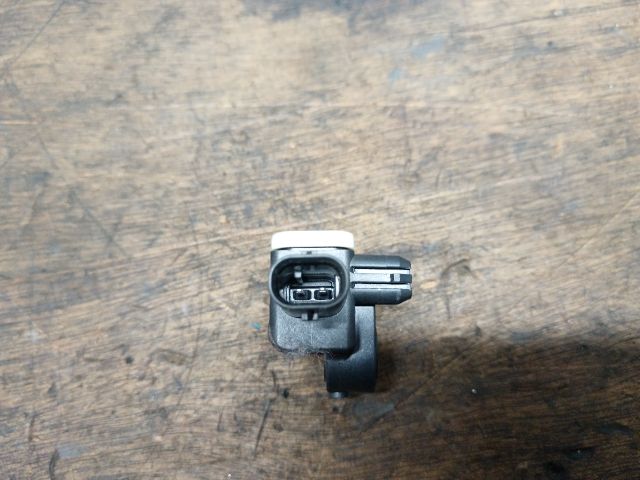 bontott VW UP Jobb első Oldal Ütközés Érzékelő