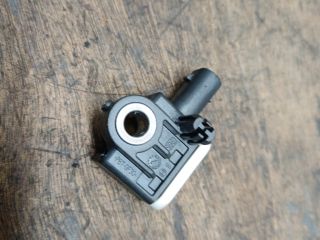 bontott VW UP Jobb első Oldal Ütközés Érzékelő