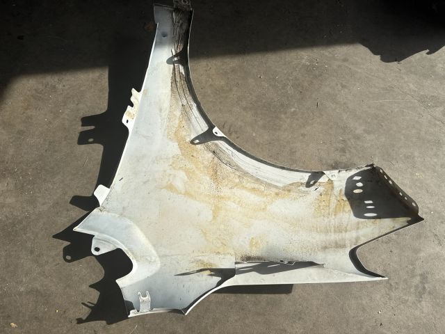 bontott VW UP Jobb első Sárvédő