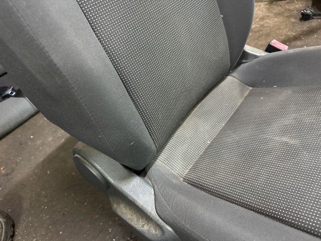 bontott VW UP Jobb első Ülés