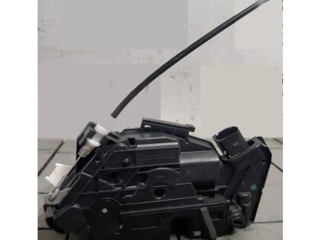 bontott VW UP Jobb hátsó Ajtózár