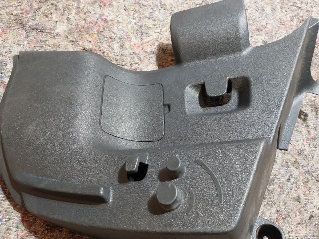 bontott VW UP Jobb hátsó Csomagtér Burkolat (Műanyag)