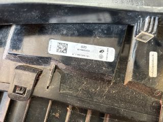 bontott VW UP Jobb Hátsó Lámpa