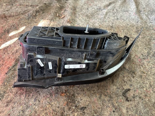 bontott VW UP Jobb Hátsó Lámpa