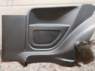 bontott VW UP Jobb hátsó Ülés melletti Kárpit