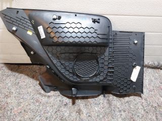 bontott VW UP Jobb hátsó Ülés melletti Kárpit