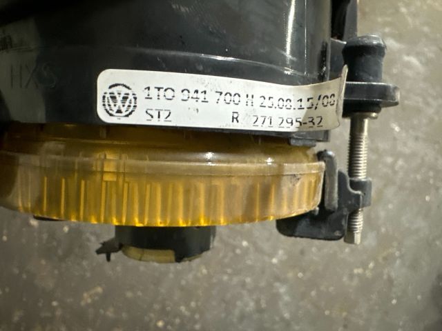 bontott VW UP Jobb Ködfényszóró