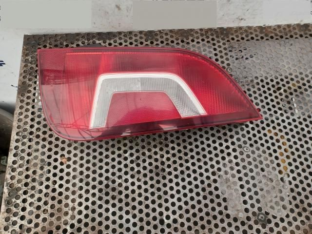 bontott VW UP Jobb Külső Hátsó Lámpa