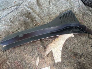 bontott VW UP Jobb Levélrács Záróvég