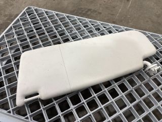 bontott VW UP Jobb Napellenző