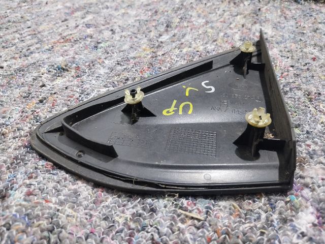 bontott VW UP Jobb Visszapillantó Tükör Előtti Burkolat