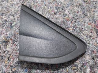 bontott VW UP Jobb Visszapillantó Tükör Előtti Burkolat