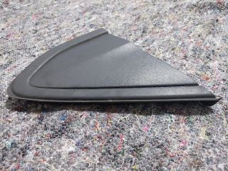 bontott VW UP Jobb Visszapillantó Tükör Előtti Burkolat